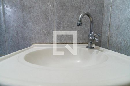 Casa à venda com 309m², 3 quartos e 2 vagas Casa à venda com 309m², 3 quartos e 2 vagasBanheiro Social Detalhe