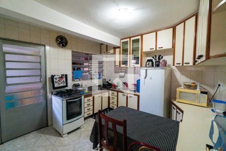 Casa à venda com 309m², 3 quartos e 2 vagas Casa à venda com 309m², 3 quartos e 2 vagasCozinha