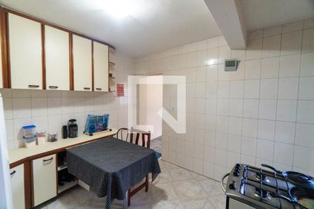 Casa à venda com 309m², 3 quartos e 2 vagas Casa à venda com 309m², 3 quartos e 2 vagasCozinha