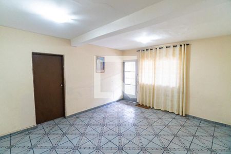 Sala de casa à venda com 3 quartos, 309m² em Cidade Domitila, São Paulo