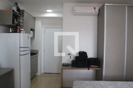 Sala/Quarto de kitnet/studio à venda com 1 quarto, 25m² em Perdizes, São Paulo