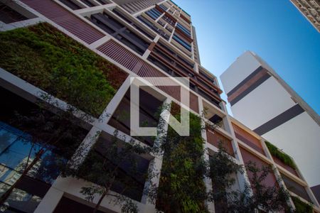 Fachada de apartamento para alugar com 2 quartos, 61m² em Jardim das Acácias, São Paulo