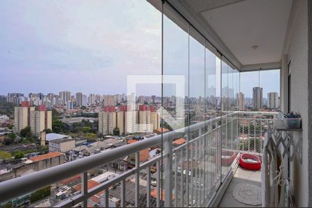 Apartamento à venda com 67m², 2 quartos e 1 vaga Apartamento à venda com 67m², 2 quartos e 1 vagaVaranda