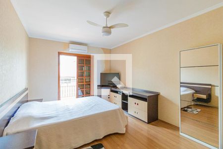 Casa à venda com 253m², 3 quartos e 5 vagasSuíte