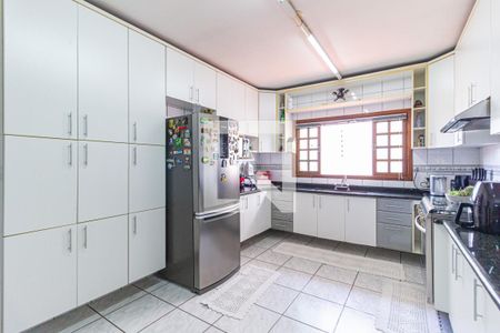 Casa à venda com 253m², 3 quartos e 5 vagasCozinha