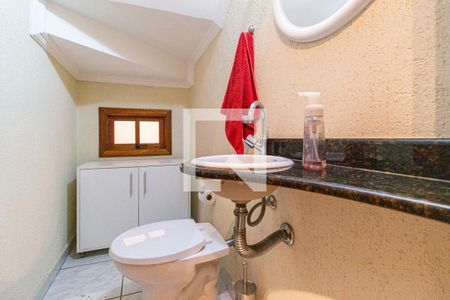 Casa à venda com 253m², 3 quartos e 5 vagasLavabo