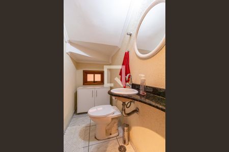 Casa à venda com 253m², 3 quartos e 5 vagasLavabo