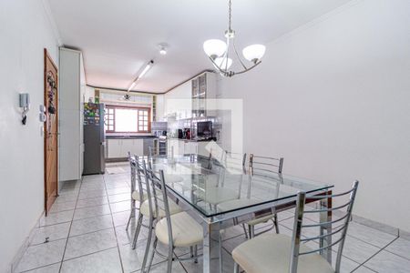 Casa à venda com 253m², 3 quartos e 5 vagasCozinha