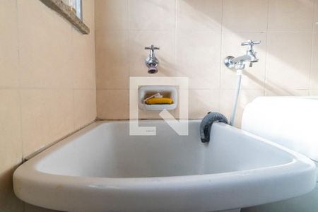 Apartamento à venda com 66m², 3 quartos e 1 vagaÁrea de Serviço Detalhe