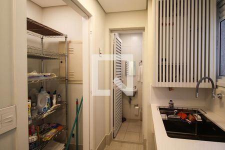 Apartamento à venda com 126m², 2 quartos e 3 vagasÁrea de serviço