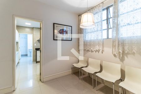Apartamento à venda com 255m², 4 quartos e 3 vagasCopa