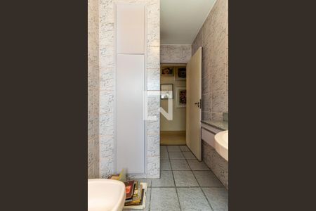 Apartamento à venda com 255m², 4 quartos e 3 vagasBanheiro Social