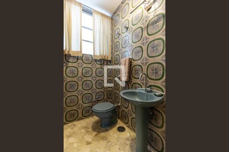 Apartamento à venda com 255m², 4 quartos e 3 vagasLavabo