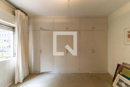 Apartamento à venda com 255m², 4 quartos e 3 vagasSuíte 2