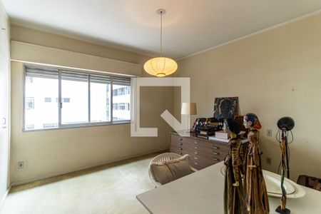 Apartamento à venda com 255m², 4 quartos e 3 vagasQuarto 2