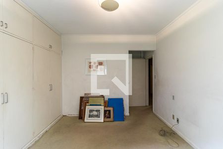 Apartamento à venda com 255m², 4 quartos e 3 vagasSuíte 2