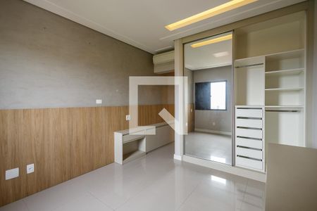Apartamento para alugar com 256m², 4 quartos e 2 vagasSuíte 3