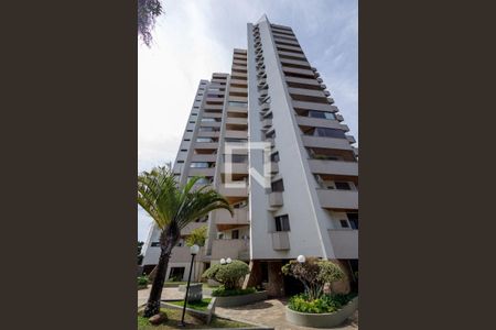 Apartamento para alugar com 256m², 4 quartos e 2 vagasFachada do Prédio