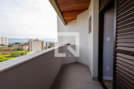 Apartamento para alugar com 256m², 4 quartos e 2 vagasSacada do Escritório