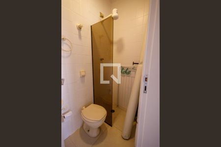 Apartamento para alugar com 256m², 4 quartos e 2 vagasBanheiro da Area de Serviço