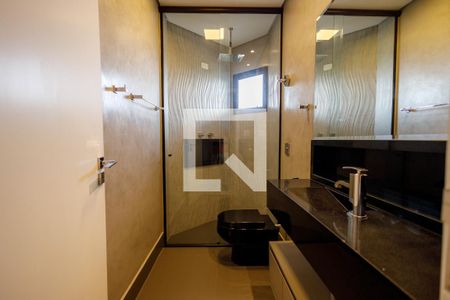 Apartamento para alugar com 256m², 4 quartos e 2 vagasBanheiro Suíte 3