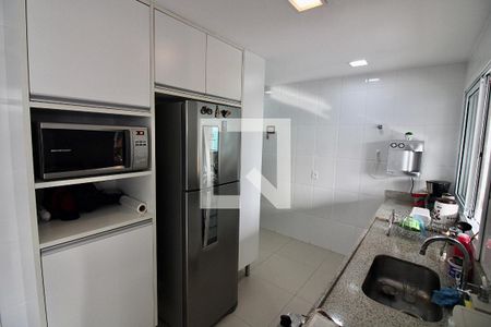 Apartamento à venda com 180m², 3 quartos e 2 vagasCozinha