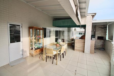 Apartamento à venda com 180m², 3 quartos e 2 vagasCobertura