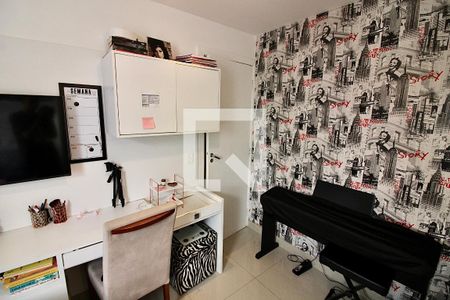 Apartamento à venda com 180m², 3 quartos e 2 vagasQuarto 