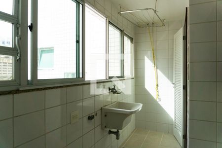 Apartamento para alugar com 130m², 4 quartos e 2 vagas Apartamento para alugar com 130m², 4 quartos e 2 vagasÁrea de Serviço