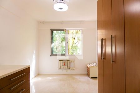 Apartamento para alugar com 130m², 4 quartos e 2 vagas Apartamento para alugar com 130m², 4 quartos e 2 vagasQuarto 2