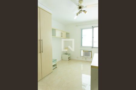 Apartamento para alugar com 130m², 4 quartos e 2 vagas Apartamento para alugar com 130m², 4 quartos e 2 vagasQuarto 3