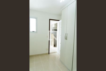 Apartamento para alugar com 130m², 4 quartos e 2 vagas Apartamento para alugar com 130m², 4 quartos e 2 vagasQuarto 4