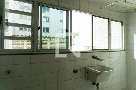 Apartamento para alugar com 130m², 4 quartos e 2 vagas Apartamento para alugar com 130m², 4 quartos e 2 vagasÁrea de Serviço