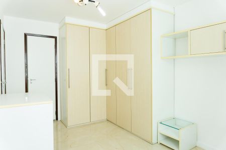 Apartamento para alugar com 130m², 4 quartos e 2 vagas Apartamento para alugar com 130m², 4 quartos e 2 vagasQuarto 3