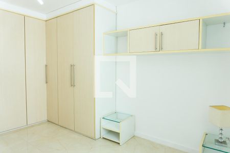 Apartamento para alugar com 130m², 4 quartos e 2 vagas Apartamento para alugar com 130m², 4 quartos e 2 vagasQuarto 3