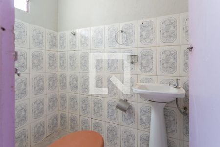 Casa à venda com 228m², 4 quartos e 2 vagasBanheiro da Suíte