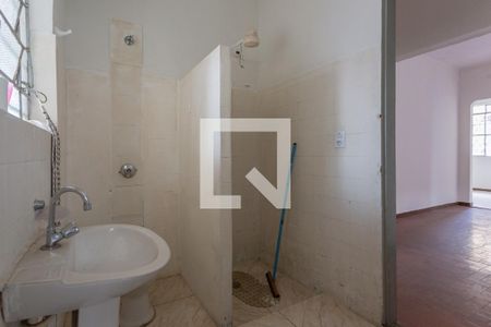 Casa à venda com 228m², 4 quartos e 2 vagasBanheiro