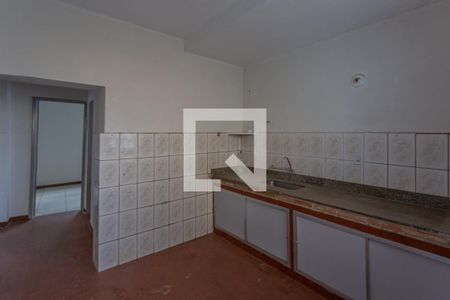 Casa à venda com 228m², 4 quartos e 2 vagasCozinha
