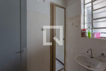 Casa à venda com 228m², 4 quartos e 2 vagasBanheiro