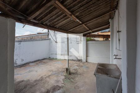 Casa à venda com 228m², 4 quartos e 2 vagasÁrea de Serviço