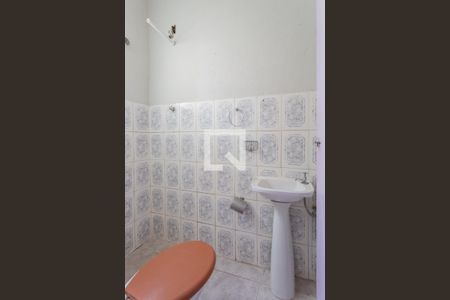 Casa à venda com 228m², 4 quartos e 2 vagasBanheiro da Suíte