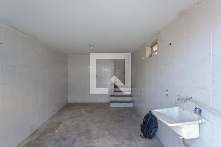 Casa à venda com 228m², 4 quartos e 2 vagasÁrea de Serviço