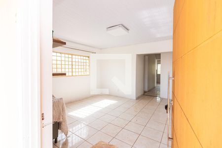 Sala de casa de condomínio para alugar com 2 quartos, 600m² em Setor Habitacional Jardim Botânico (lago Sul), Brasília