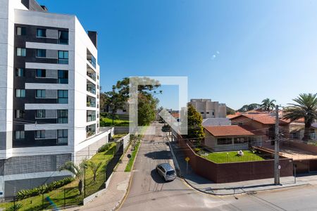 Vista do Quarto 1 de apartamento para alugar com 2 quartos, 55m² em Bacacheri, Curitiba