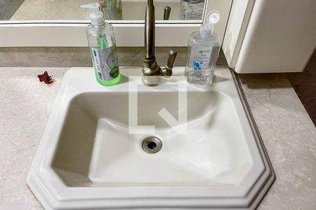 Casa para alugar com 150m², 3 quartos e 1 vaga Casa para alugar com 150m², 3 quartos e 1 vagaBanheiro