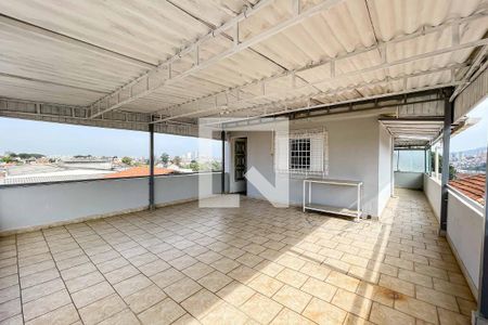 Casa para alugar com 150m², 3 quartos e 1 vaga Casa para alugar com 150m², 3 quartos e 1 vagaÁrea Comum