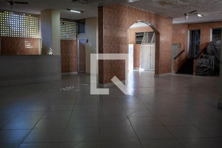 Apartamento à venda com 70m², 2 quartos e 1 vagasalão de festas