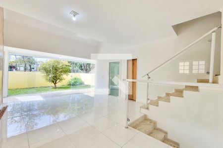 Sala de casa de condomínio para alugar com 4 quartos, 249m² em Jardim das Colinas, São José dos Campos