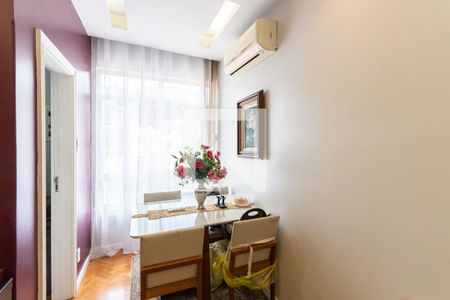 Apartamento à venda com 67m², 3 quartos e 1 vagaSala