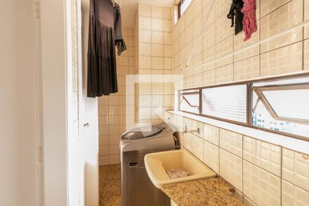 Apartamento à venda com 110m², 4 quartos e 2 vagasCozinha e Área de Serviço